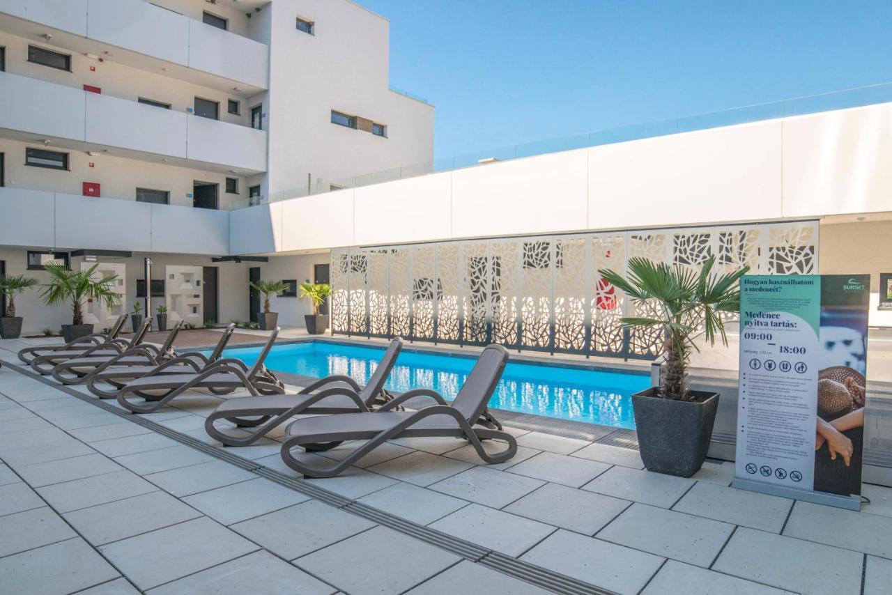 Sunset Resort - Lakeside Boutique Apartments Fonyod Exterior photo